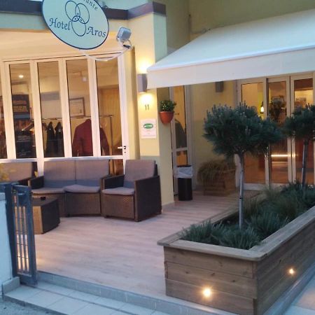 Hotel Aros Rimini Esterno foto