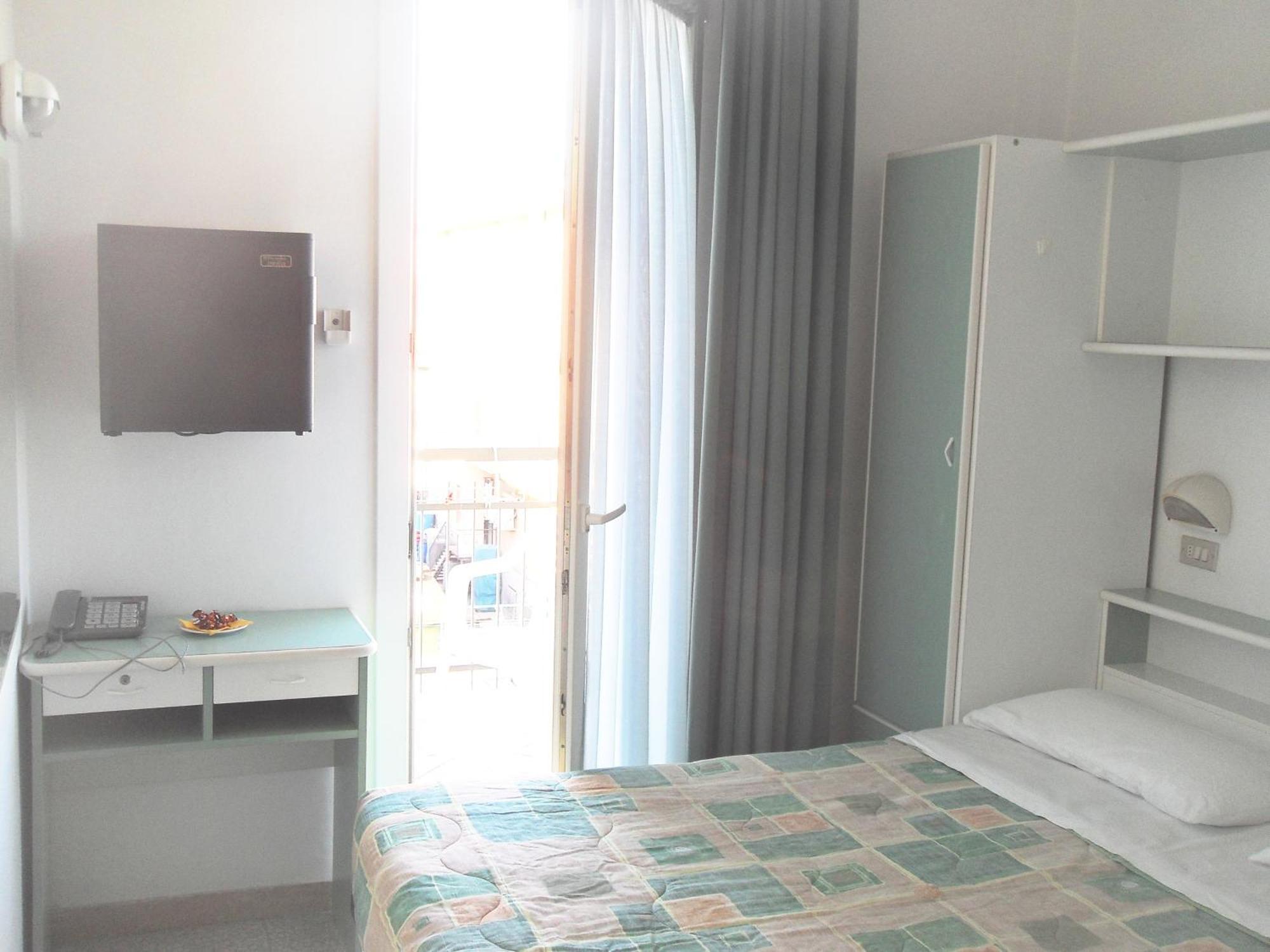 Hotel Aros Rimini Camera foto