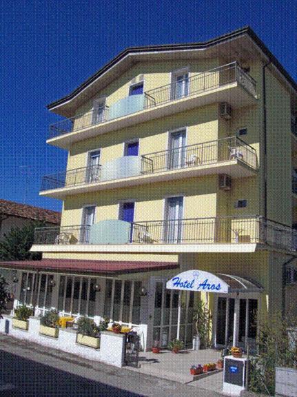 Hotel Aros Rimini Esterno foto